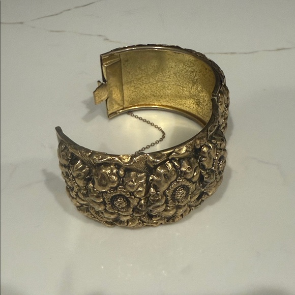 Whiting and Davis Bangle Floral Bracelet With Safety Chain - Picture 7 of 9